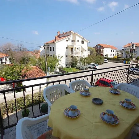 Alex By El-pi Tours *