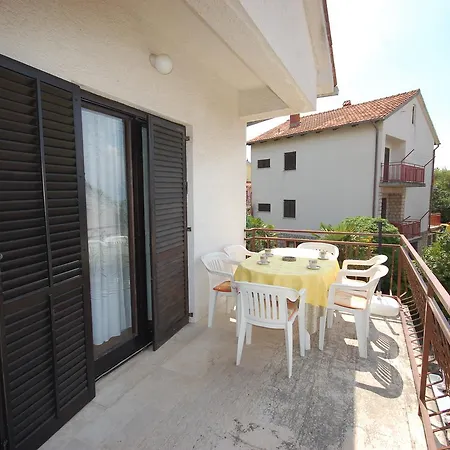 Alex By El-pi Tours Apartamento *