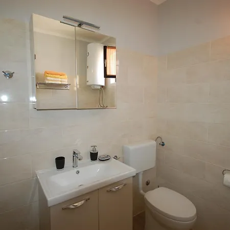 Alex By El-pi Tours Apartamento *