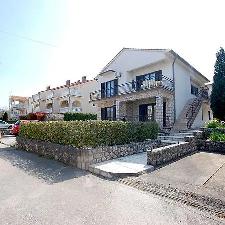 Alex By El-pi Tours Lägenhet *