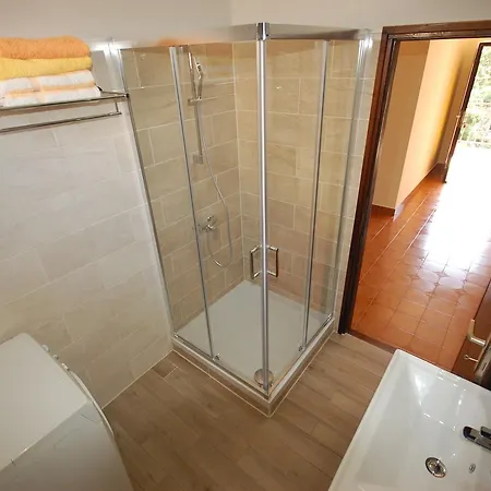 Apartman Alex By El-pi Tours Njivice